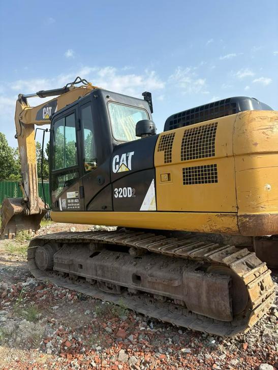 Buy Caterpillar 320D Used Excavator / 1