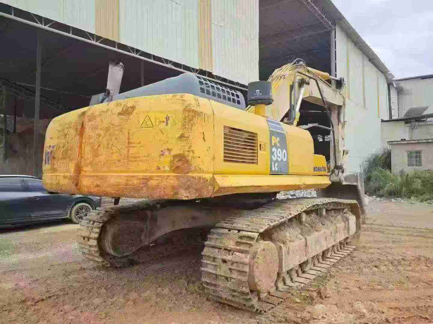 Buy Komatsu PC390LC-8M0 Used Excavator / 3