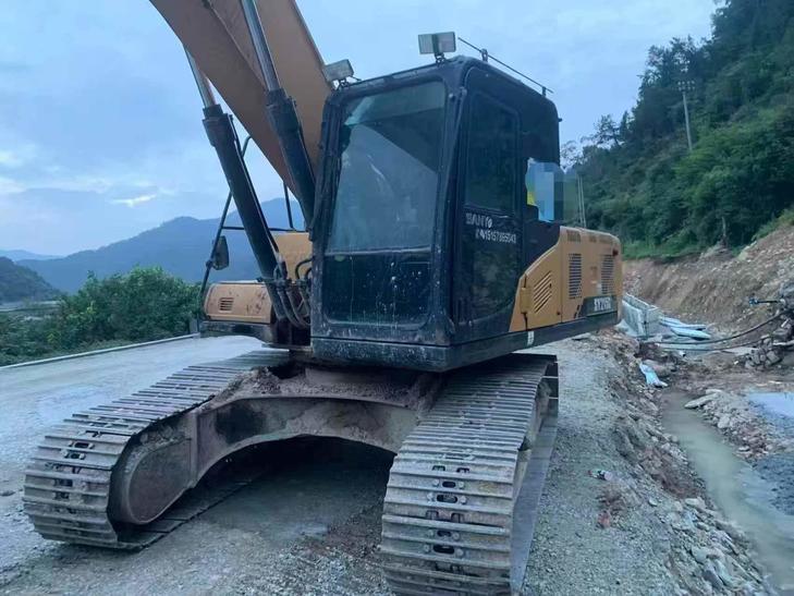 Buy Sany SY205C Used Excavator / 1