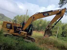 Buy Caterpillar 320GC Used Excavator / 2 Buy Caterpillar 320GC Used Excavator / 2