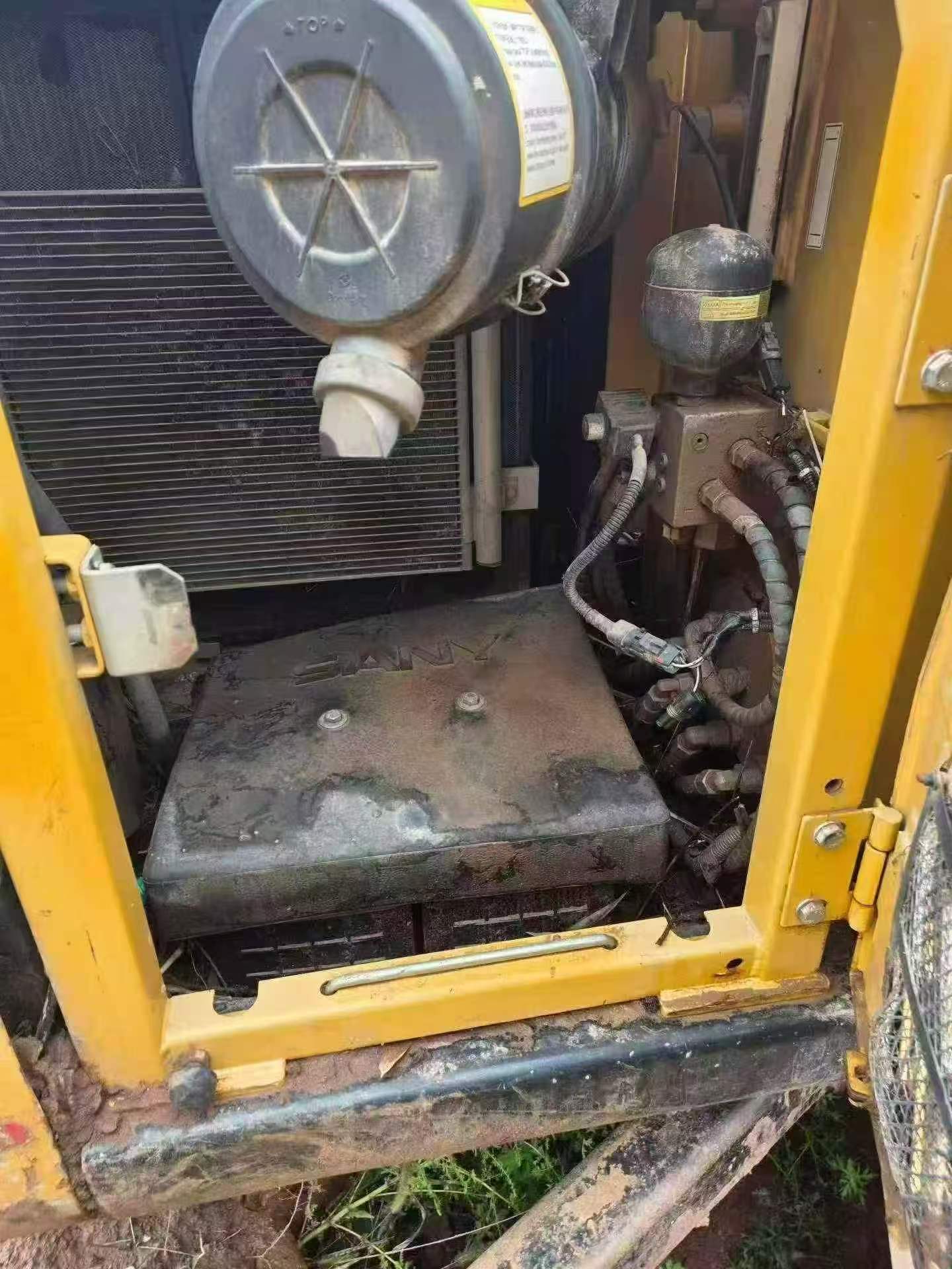 Buy Sany SY70C Used Excavator / 9