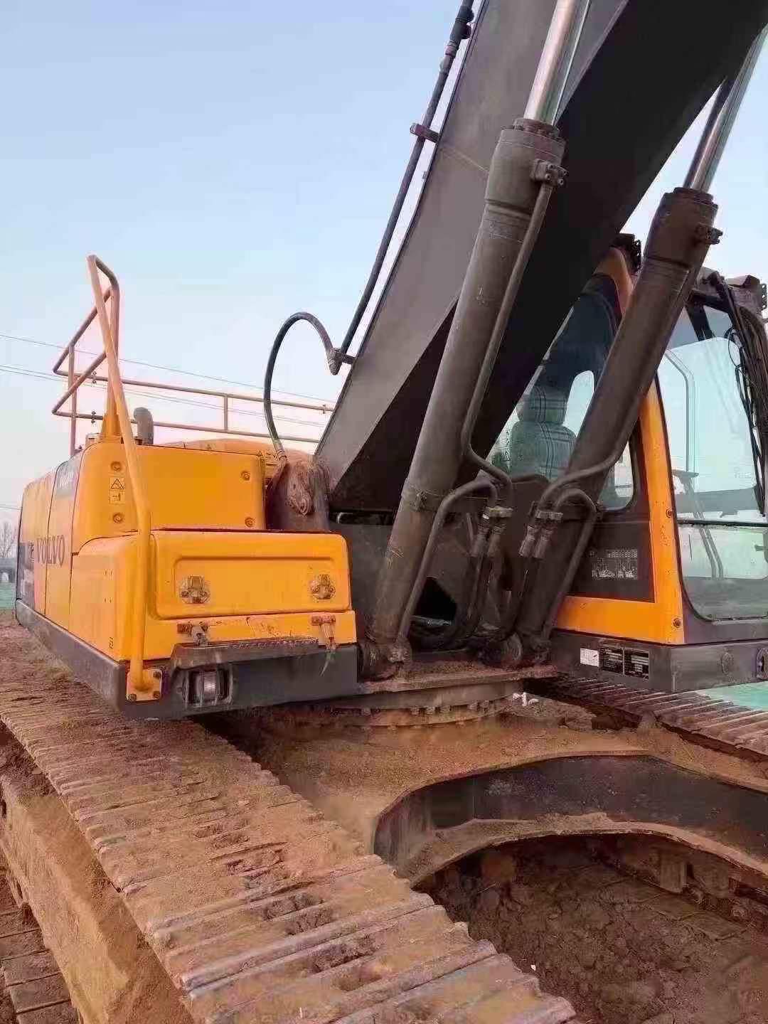 Buy Volvo EC290 Used Excavator / 9