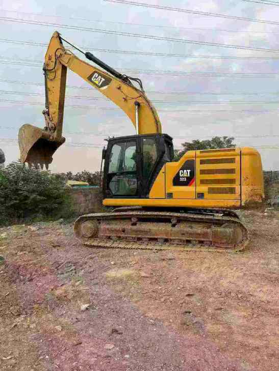 Buy Caterpillar 323 Used Excavator / 1