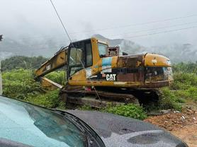 Buy Caterpillar 320D Used Excavator / 4 Buy Caterpillar 320D Used Excavator / 4