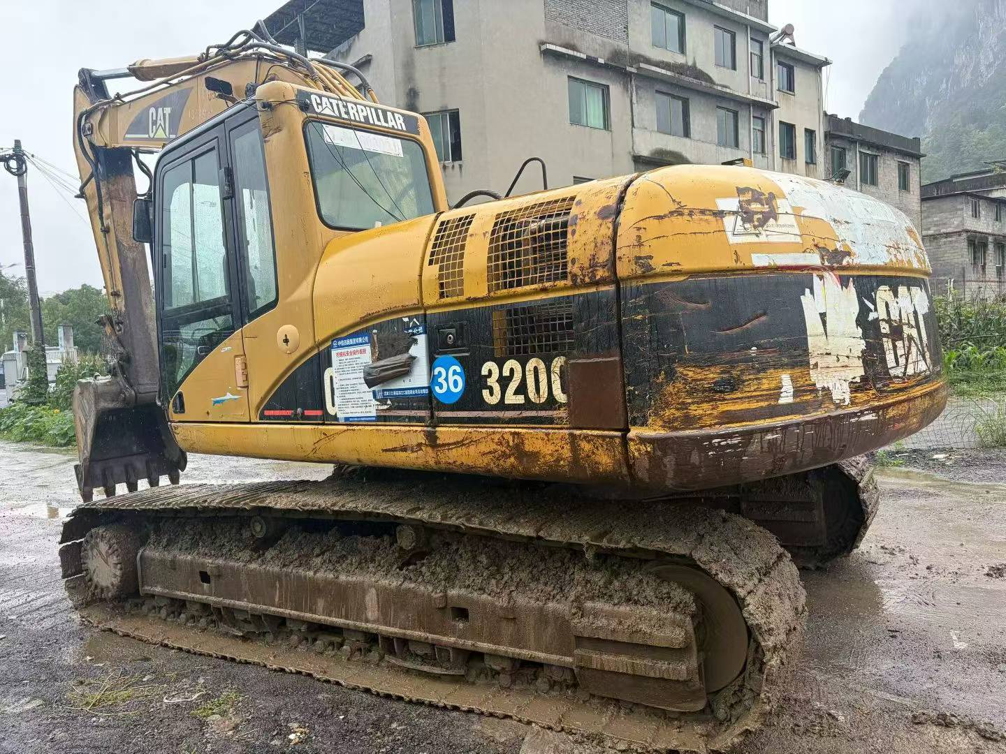 Buy Caterpillar 320CL Used Excavator / 3