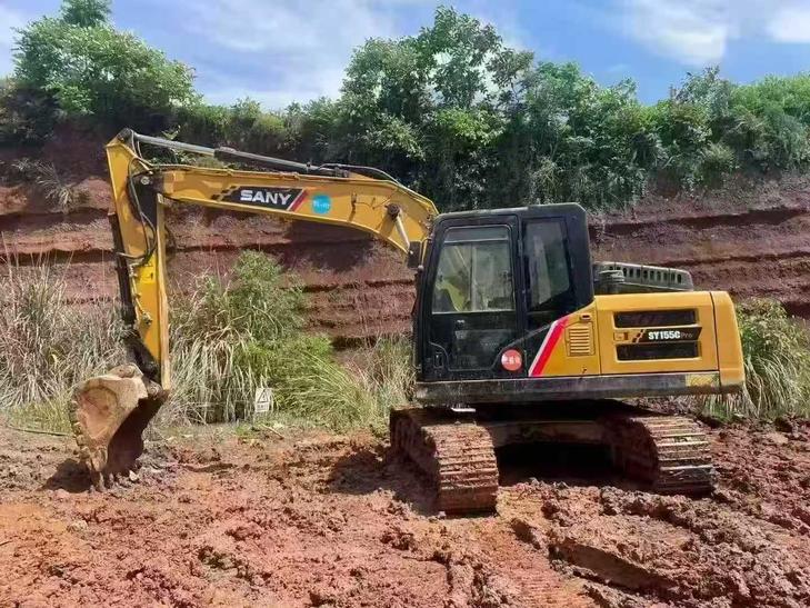 Buy Sany SY135 Used Excavator / 1