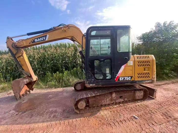 Buy Sany SY65C Used Excavator / 1
