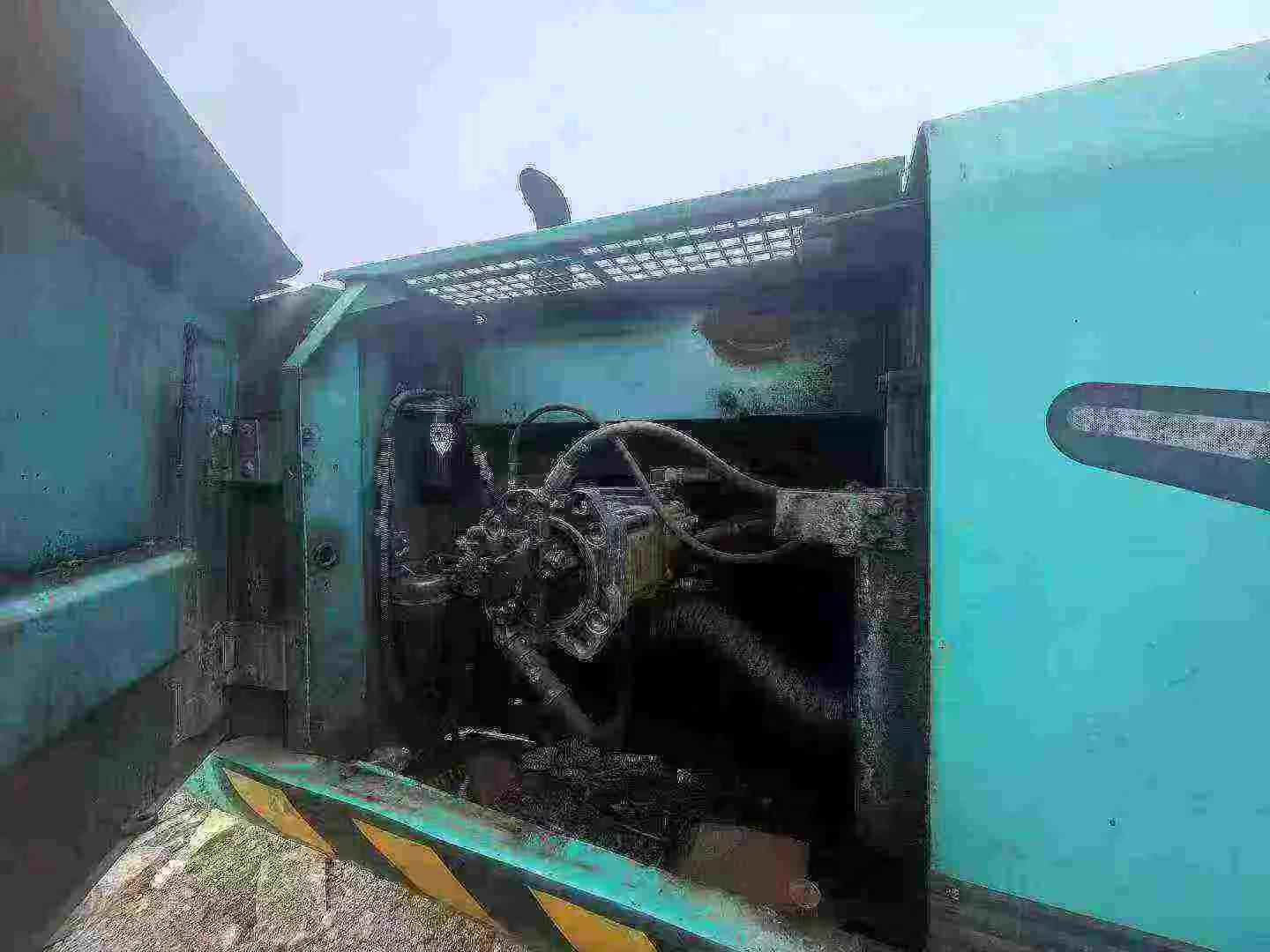 Buy Kobelco SK230 Used Excavator / 3