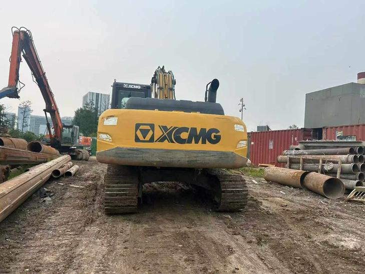 Buy XCMG XE200 Used Excavator / 1