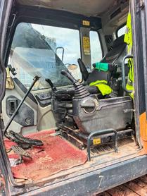 Buy Hyundai R205VS Used Excavator / 8 Buy Hyundai R205VS Used Excavator / 8