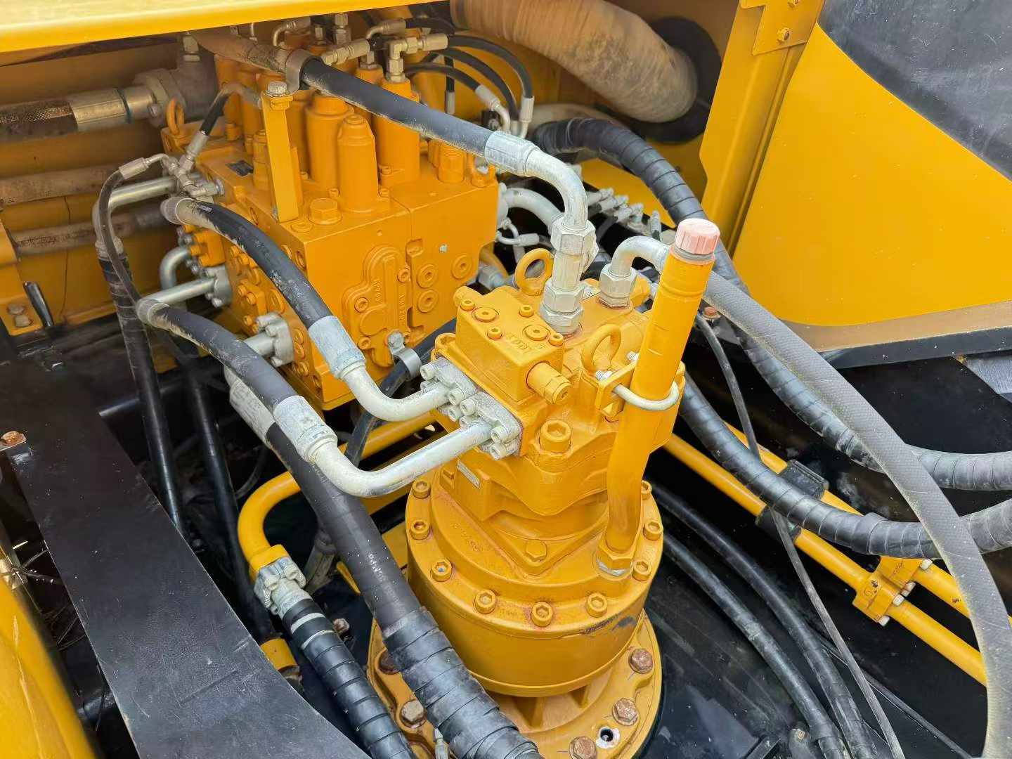 Buy Sany SY245H Used Excavator / 7 Buy Sany SY245H Used Excavator / 7