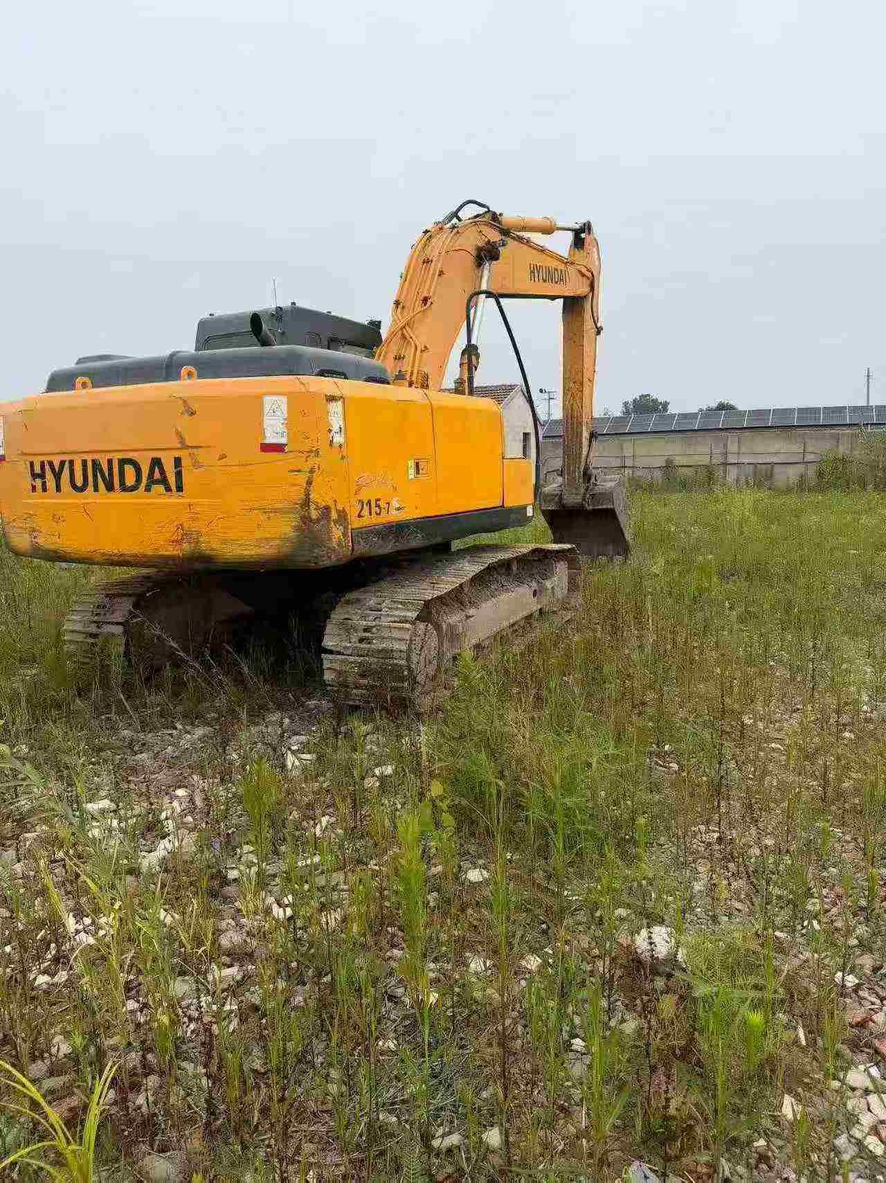 Buy Hyundai R215-7 Used Excavator / 2 Buy Hyundai R215-7 Used Excavator / 2