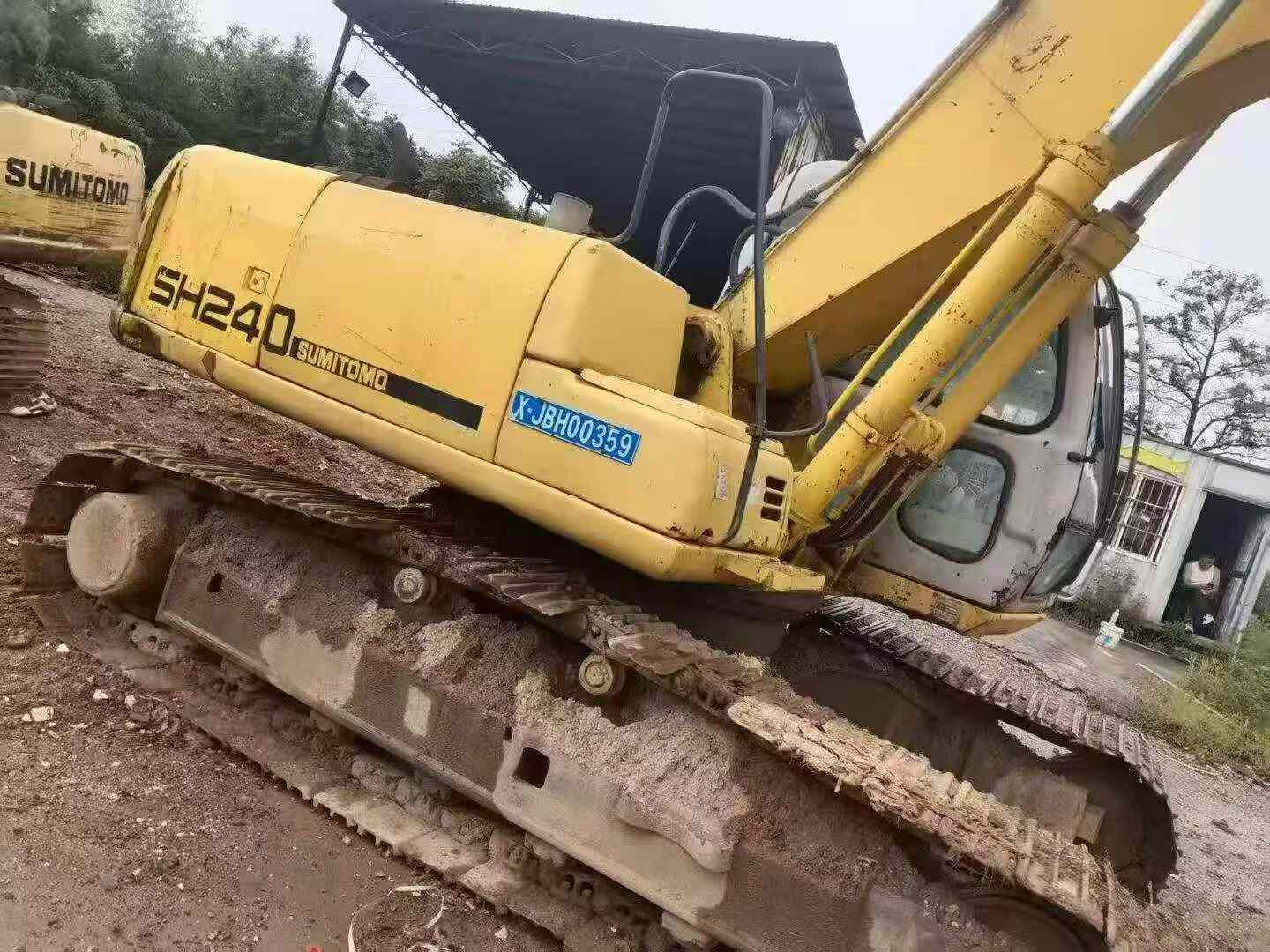 Buy Sumitomo SH200-3 Used Excavator / 2