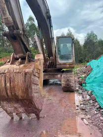 Buy Komatsu PC200-8 Used Excavator / 2 Buy Komatsu PC200-8 Used Excavator / 2