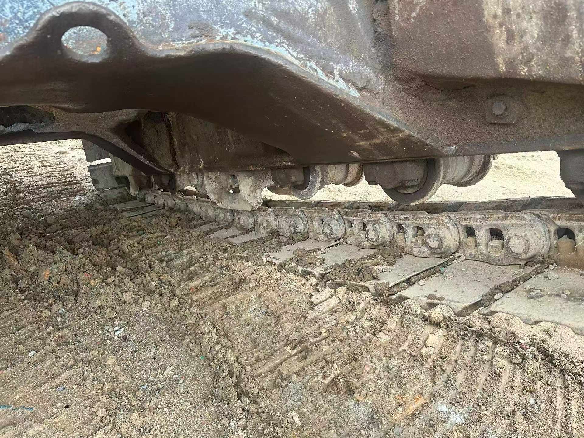 Buy Kobelco SK200-5.5 Used Excavator / 4
