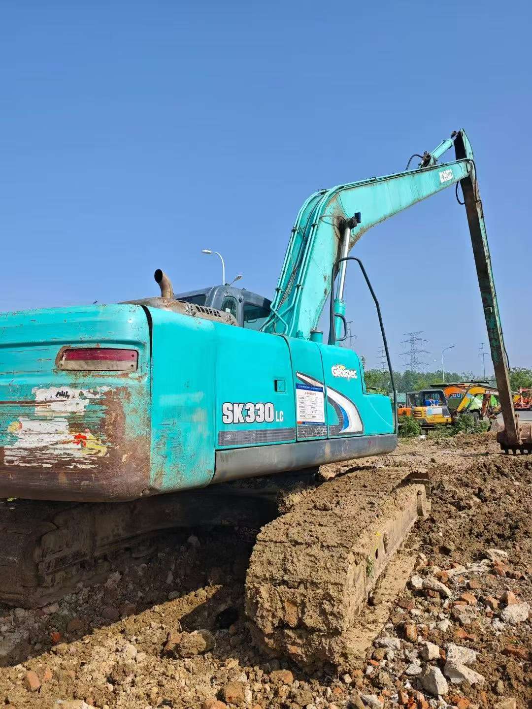 Buy Kobelco SK210 Used Excavator / 1
