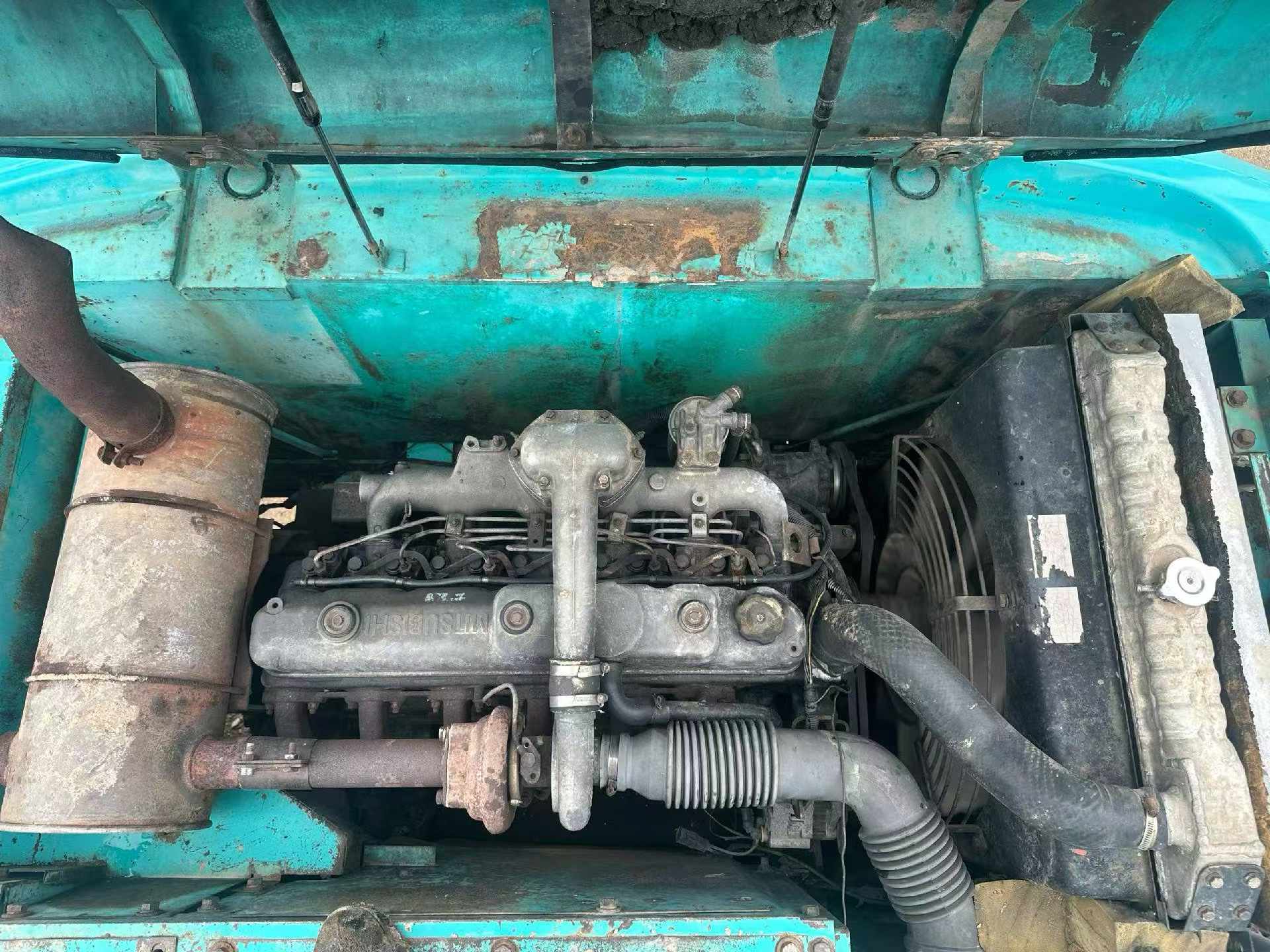 Buy Kobelco SK200-5.5 Used Excavator / 7
