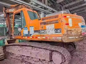 Buy Doosan S225 Used Excavator / 2 Buy Doosan S225 Used Excavator / 2