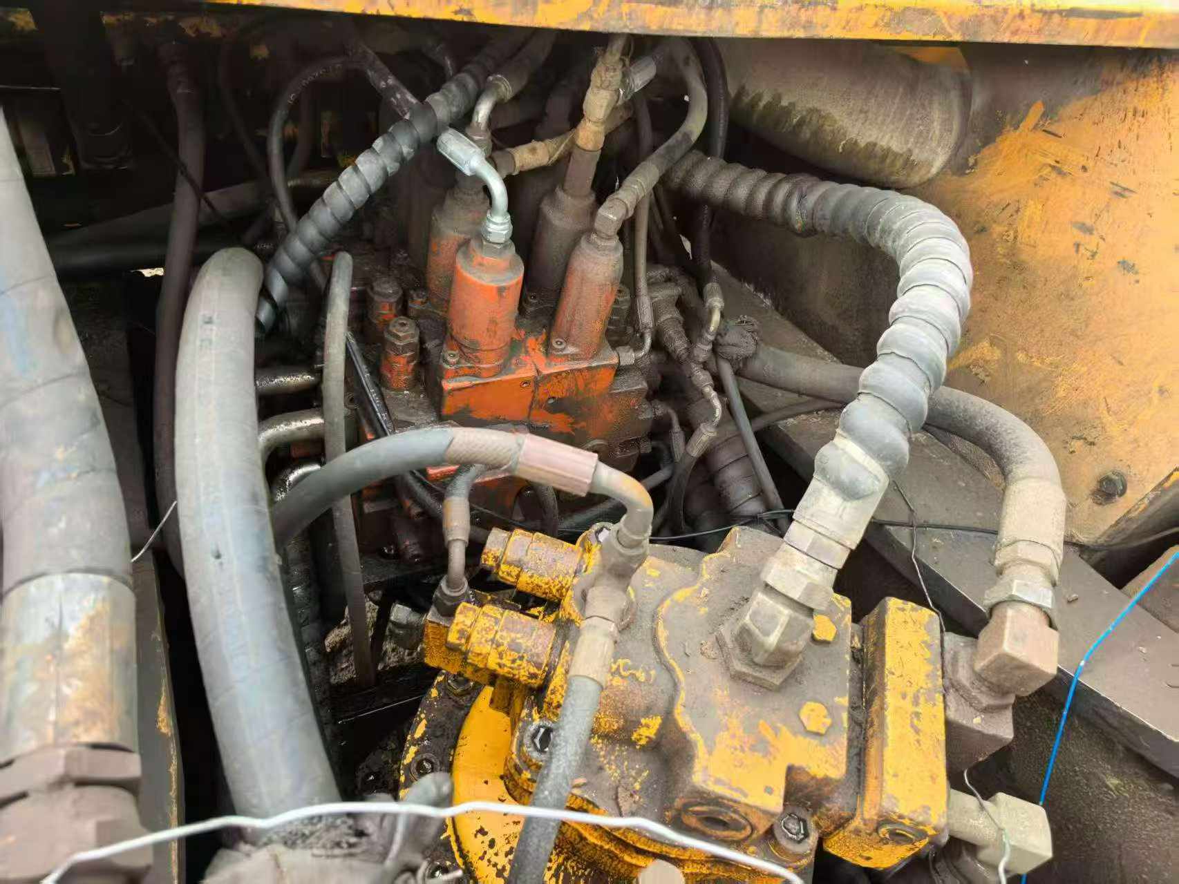 Buy Hyundai R335-7 Used Excavator / 3