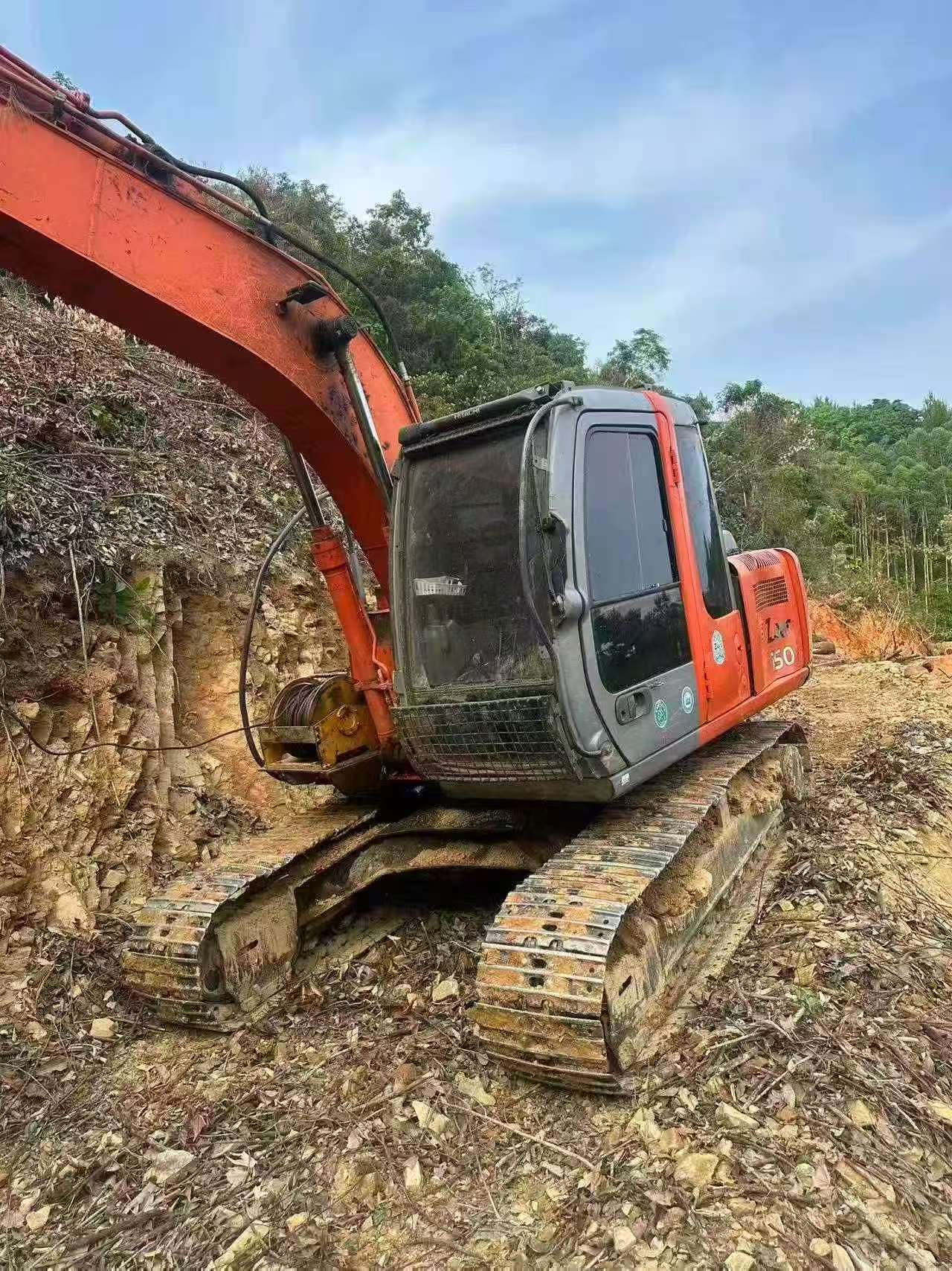 Buy Hitachi EX120-6 Used Excavator / 3 Buy Hitachi EX120-6 Used Excavator / 3