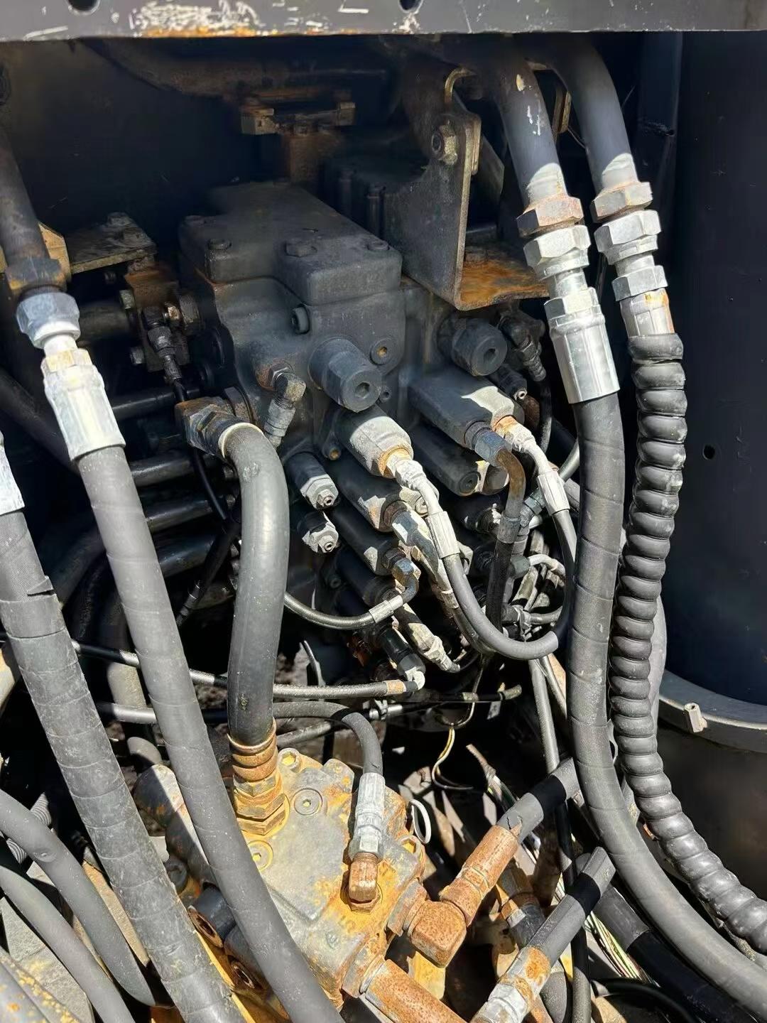 Buy Sumitomo SH120 Used Excavator / 5