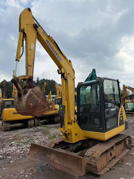 Buy Komatsu PC56-7 Used Excavator / 1