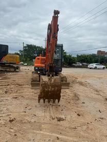 Buy Doosan DX60 Used Excavator / 2 Buy Doosan DX60 Used Excavator / 2