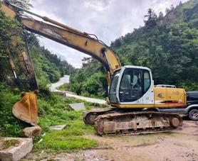 Buy Sumitomo SH200A3 Used Excavator / 3 Buy Sumitomo SH200A3 Used Excavator / 3