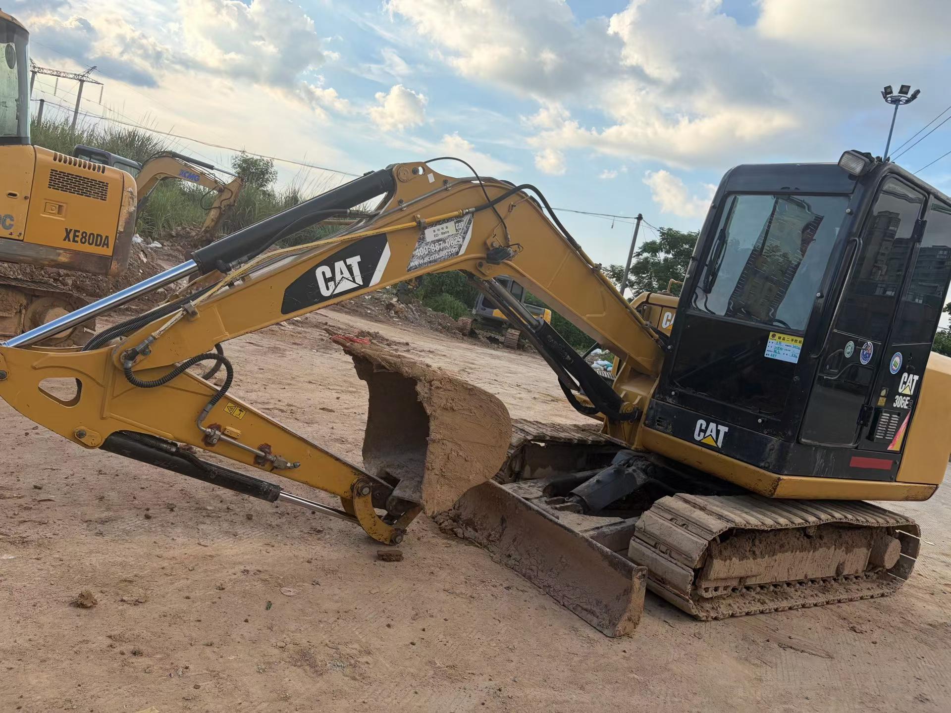 Buy Caterpillar 305.5 Used Excavator / 8