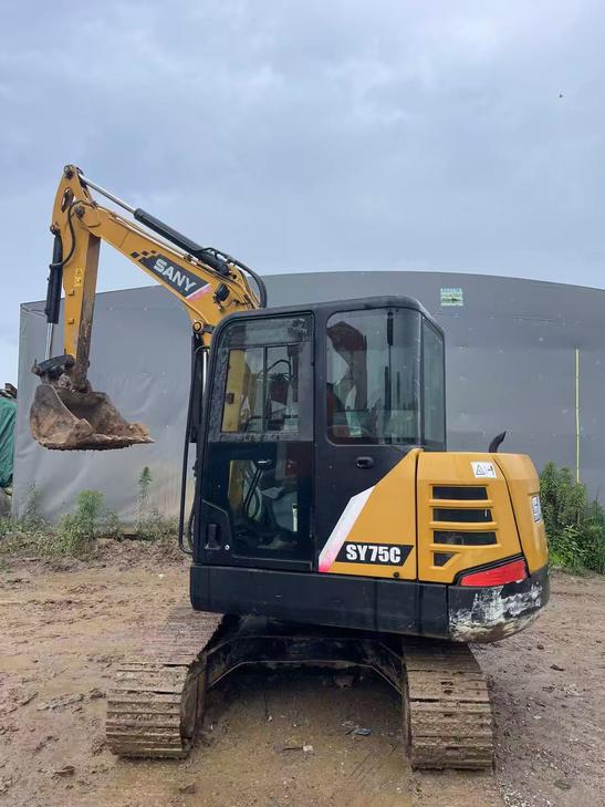 Buy Sany SY55 Used Excavator / 1
