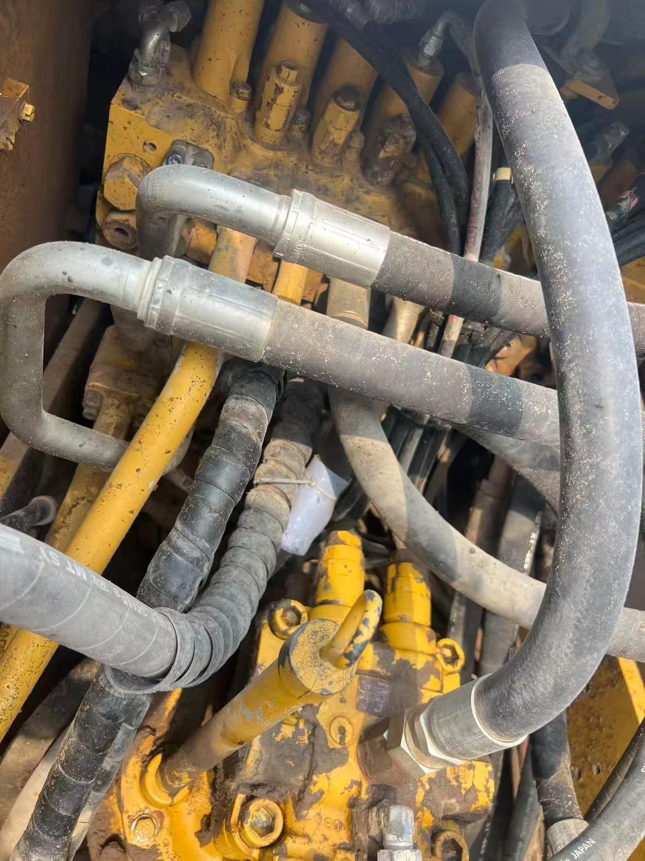 Buy Caterpillar 320D Used Excavator / 3