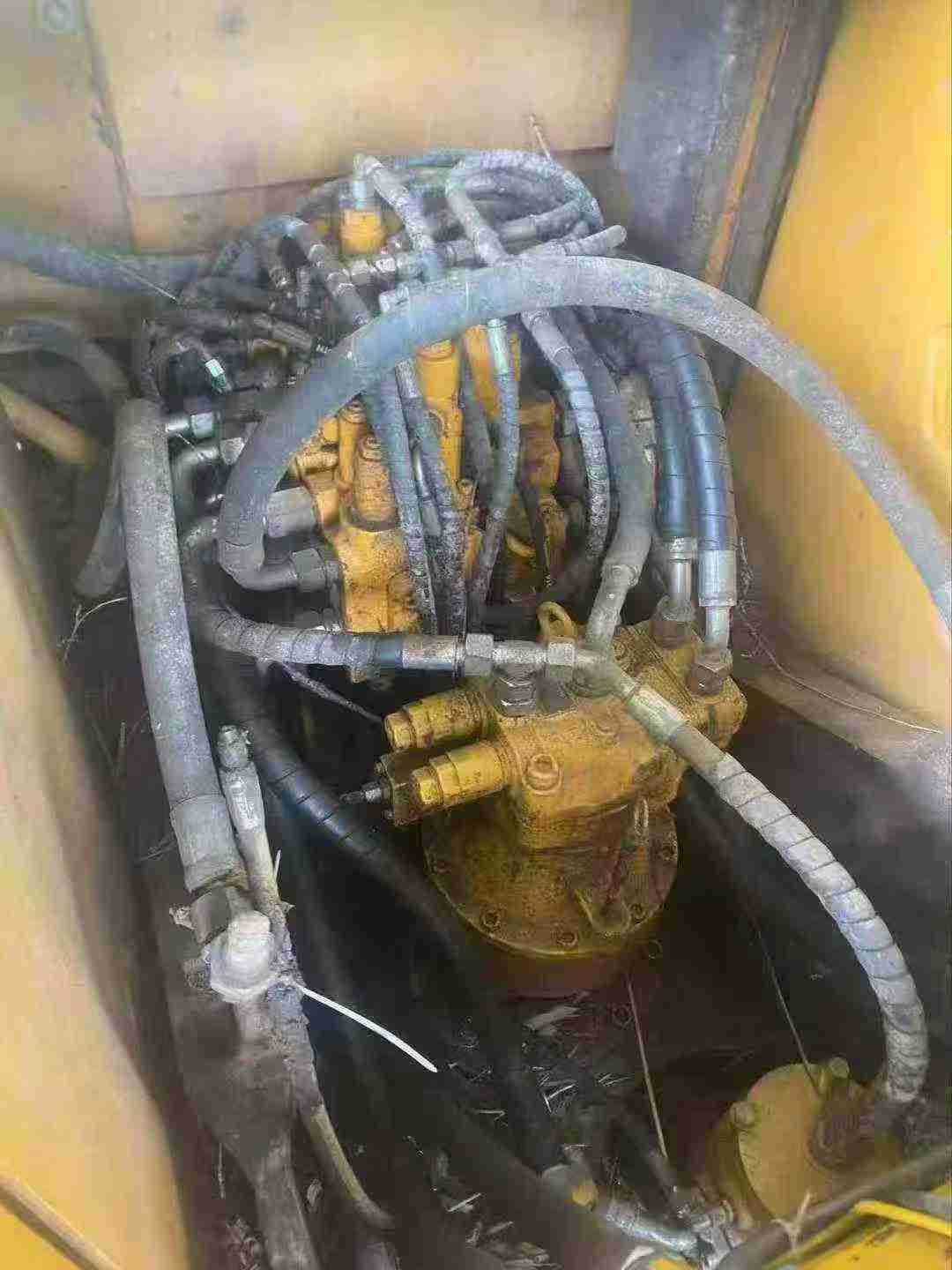 Buy Sany SY135 Used Excavator / 3 Buy Sany SY135 Used Excavator / 3