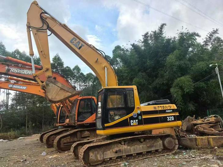 Buy Caterpillar 320A Used Excavator / 1