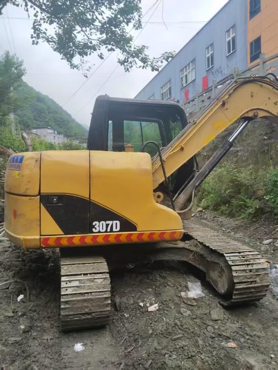 Buy Caterpillar 307B Used Excavator / 1