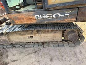 Buy Doosan DH60-7 Used Excavator / 6 Buy Doosan DH60-7 Used Excavator / 6
