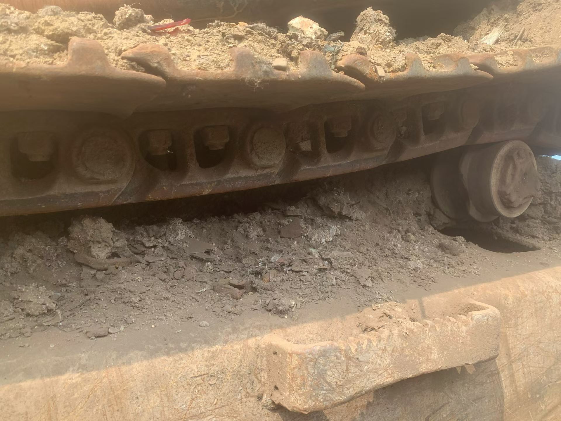 Buy Hyundai R305LVS Used Excavator / 2