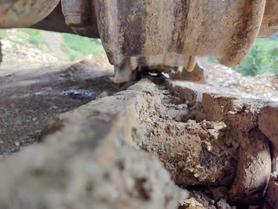 Buy Caterpillar 345D Used Excavator / 8 Buy Caterpillar 345D Used Excavator / 8