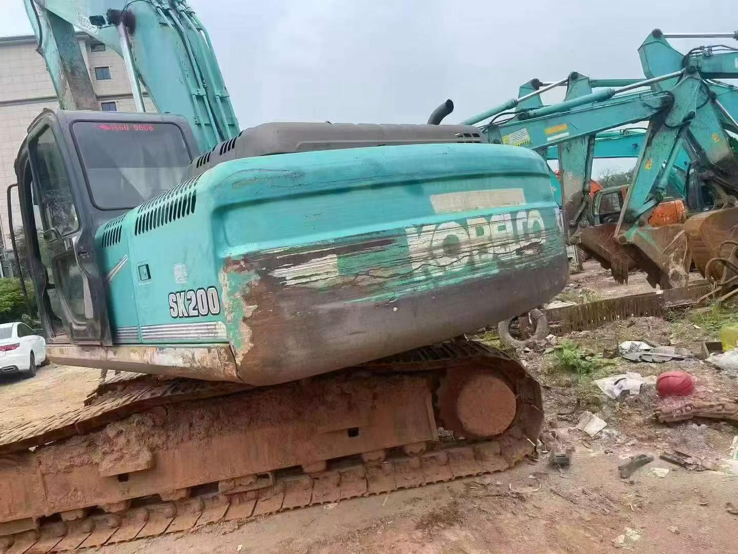 Buy Kobelco SK200-2 Used Excavator / 4