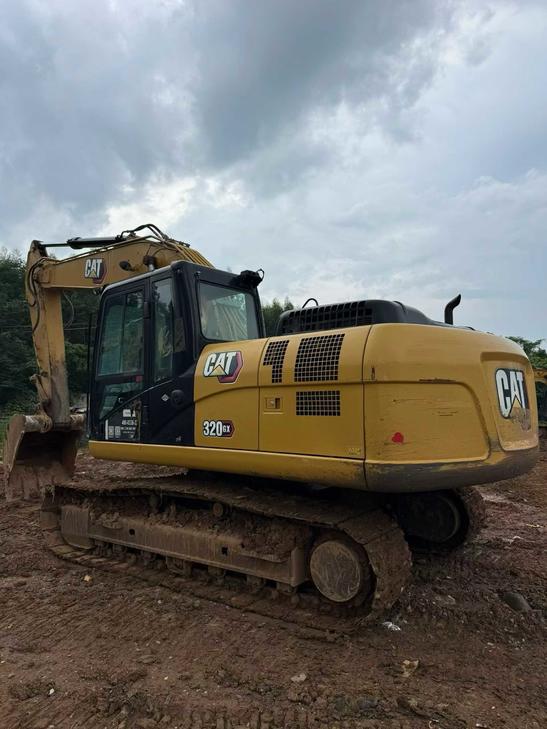 Buy Caterpillar 320A Used Excavator / 1