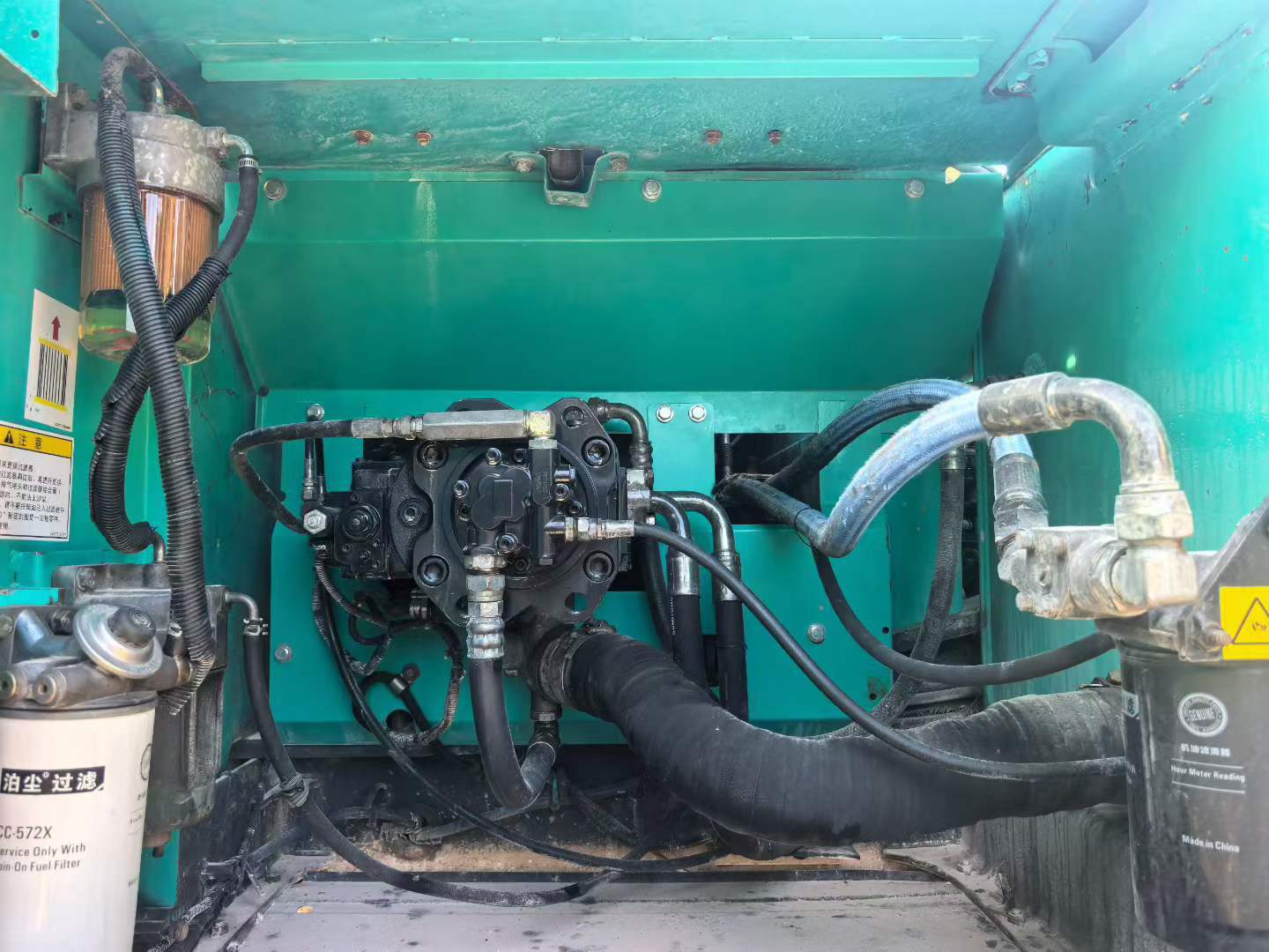 Buy Kobelco SK260 Used Excavator / 8