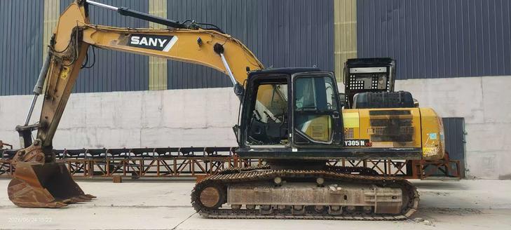 Buy Sany SY245H Used Excavator / 1