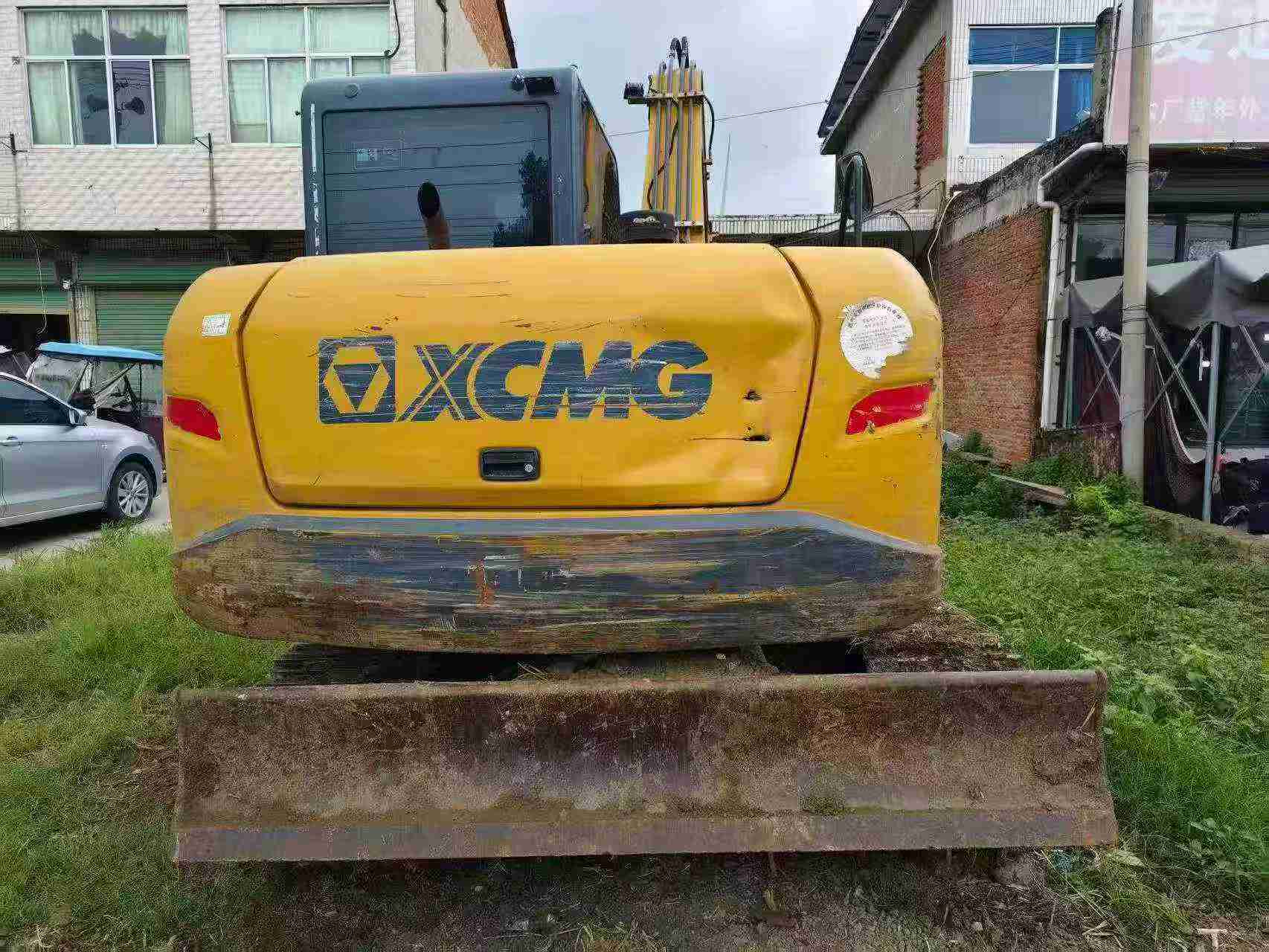 Buy XCMG XE75C Used Excavator / 4