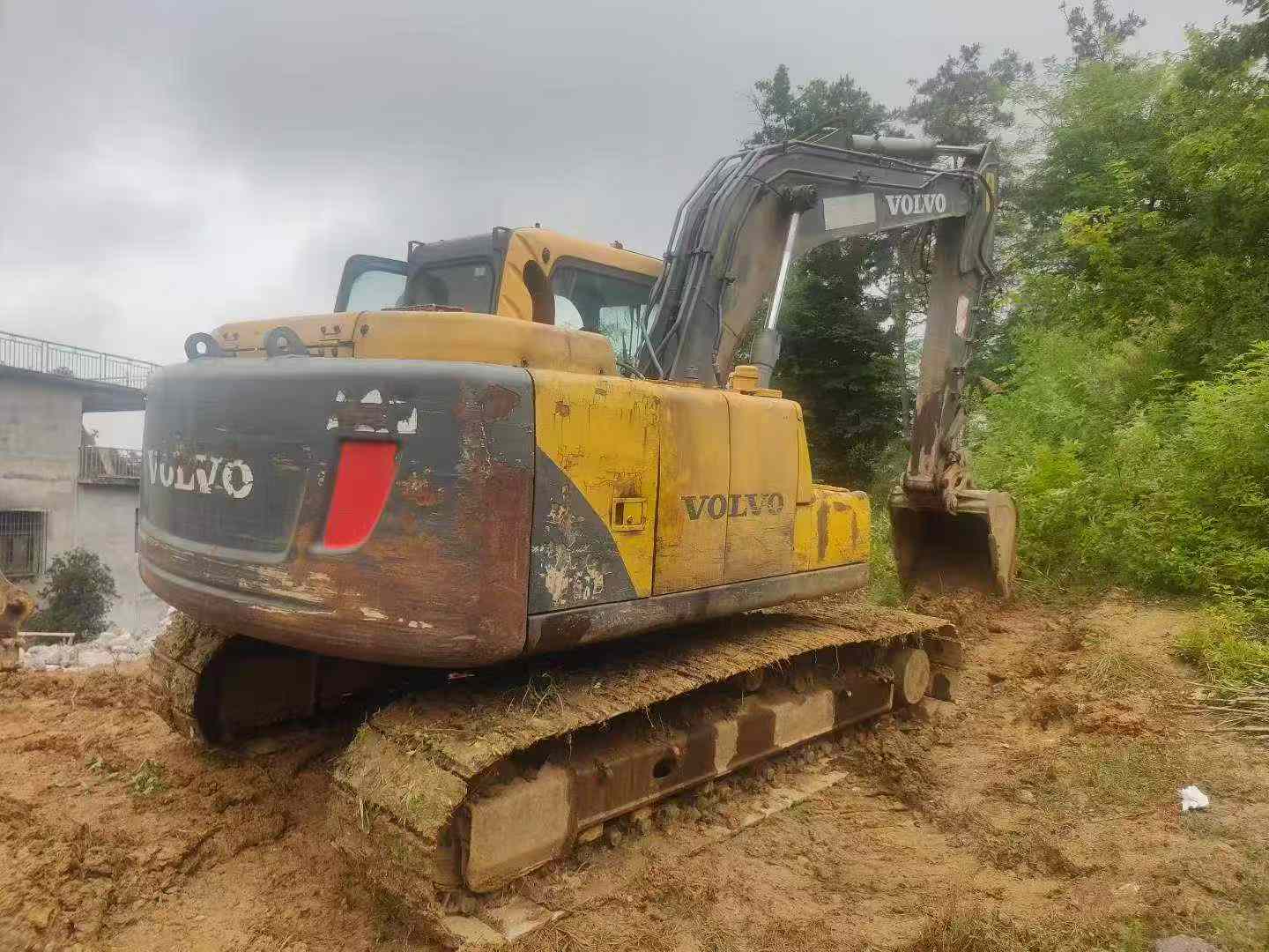 Buy Volvo EC140 Used Excavator / 8