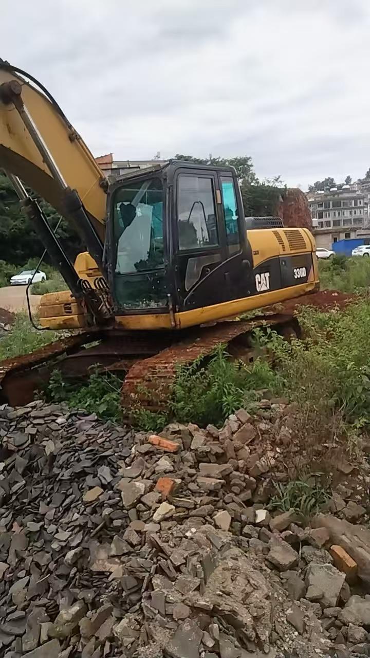 Buy Caterpillar 329D Used Excavator / 1