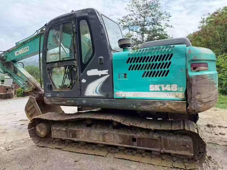 Buy Kobelco SK140 Used Excavator / 1