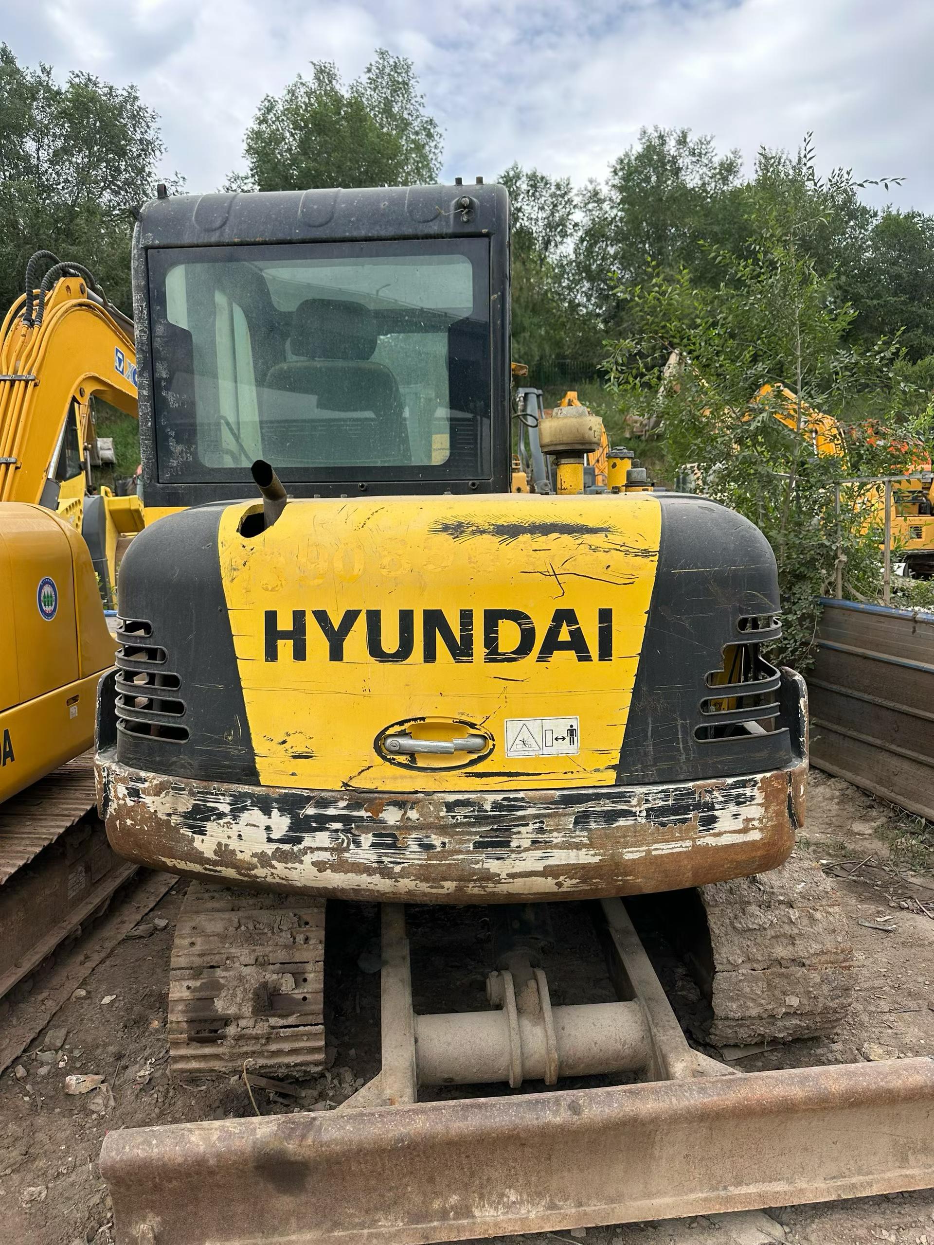 Buy Hyundai HX60 Used Excavator / 2