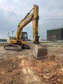 Buy Komatsu PC200-7 Used Excavator / 3 Buy Komatsu PC200-7 Used Excavator / 3