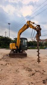 Buy Hyundai R80G Used Excavator / 4 Buy Hyundai R80G Used Excavator / 4