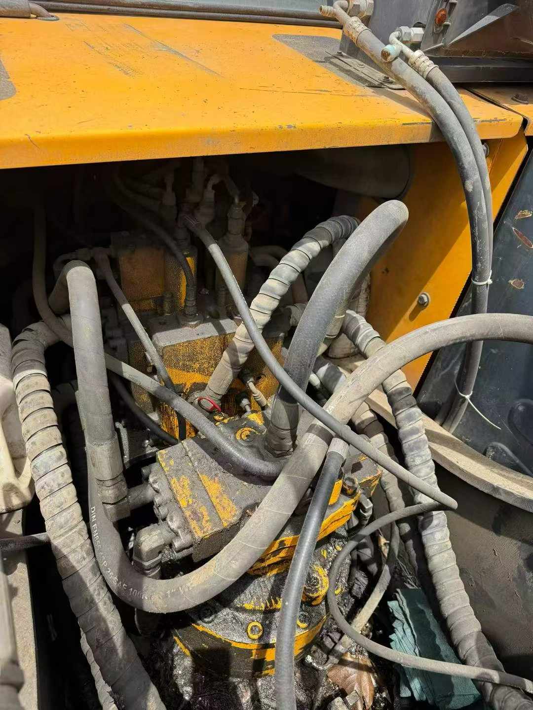 Buy Hyundai R225-7 Used Excavator / 7