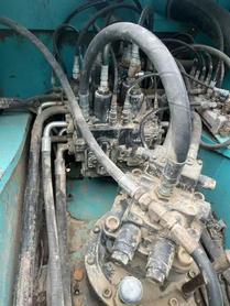 Buy Kobelco SK210 Used Excavator / 6 Buy Kobelco SK210 Used Excavator / 6